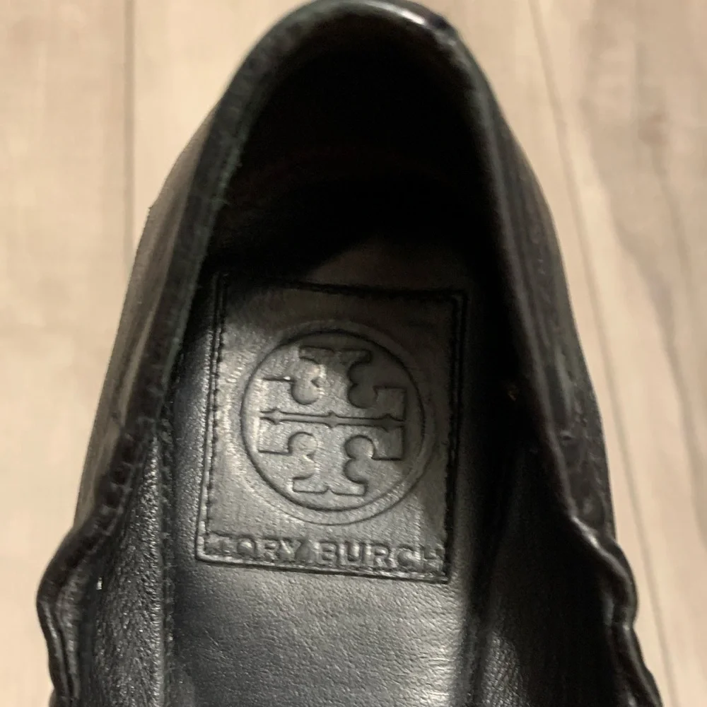Tory Burch Black Ballet Flats Size 8.5